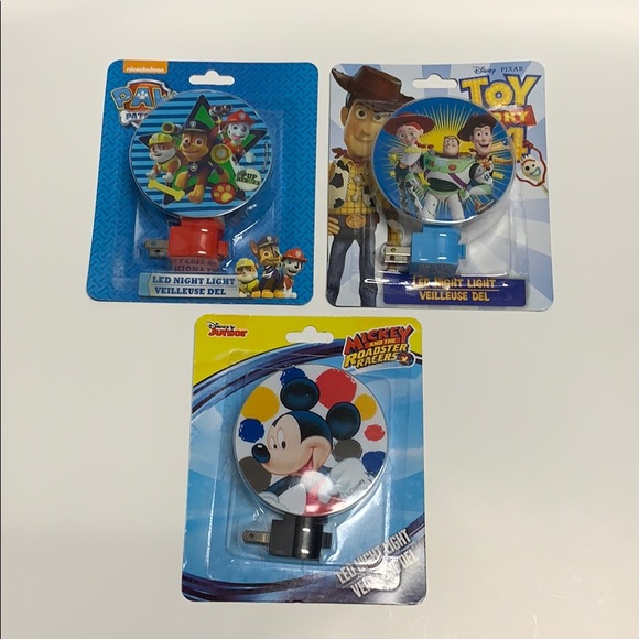3 LED Night Lights Paw Patrol, Toy Story 4, Mickey - Picture 1 of 1